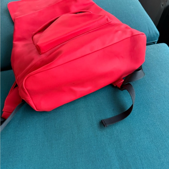 Hunter Bold Red Backpack - Picture 9 of 15